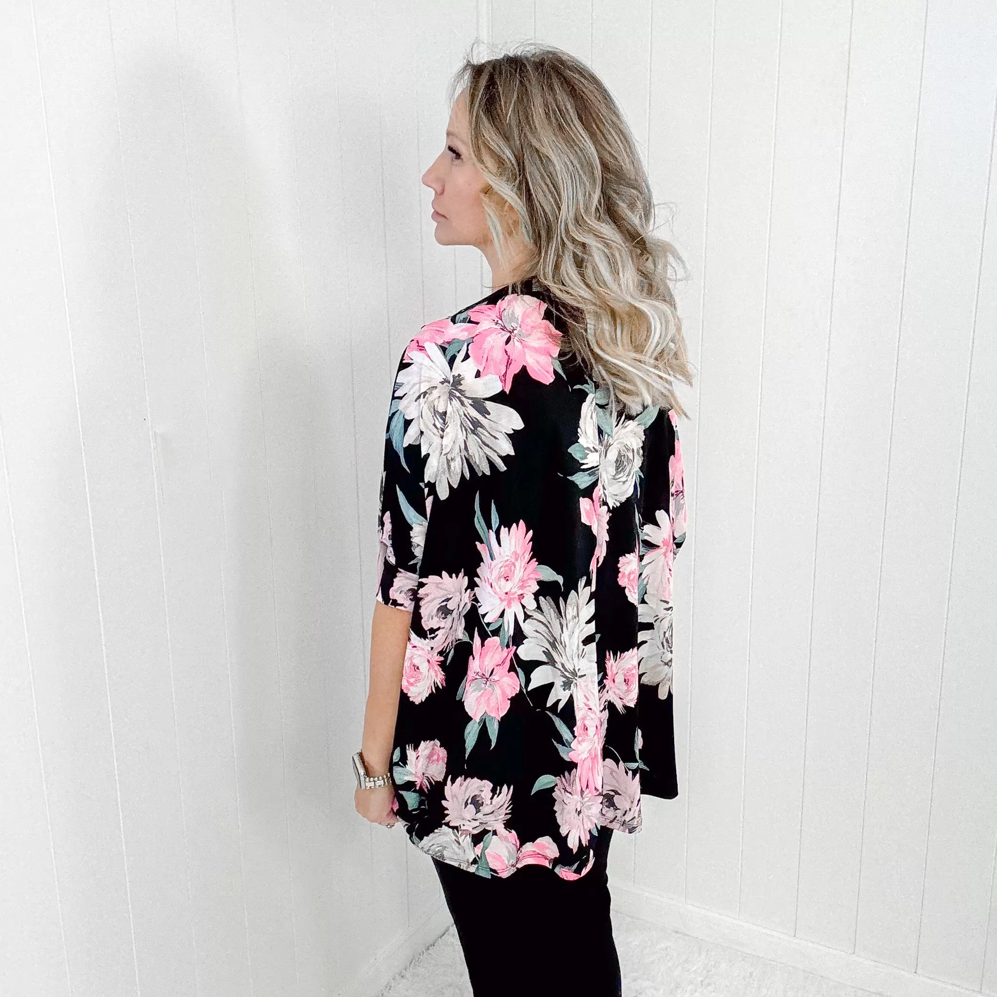 Dear Scarlett Essential Blouse in Black Floral