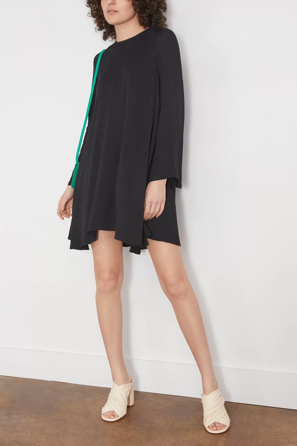 Double Georgette Long Sleeve Dress in Nero