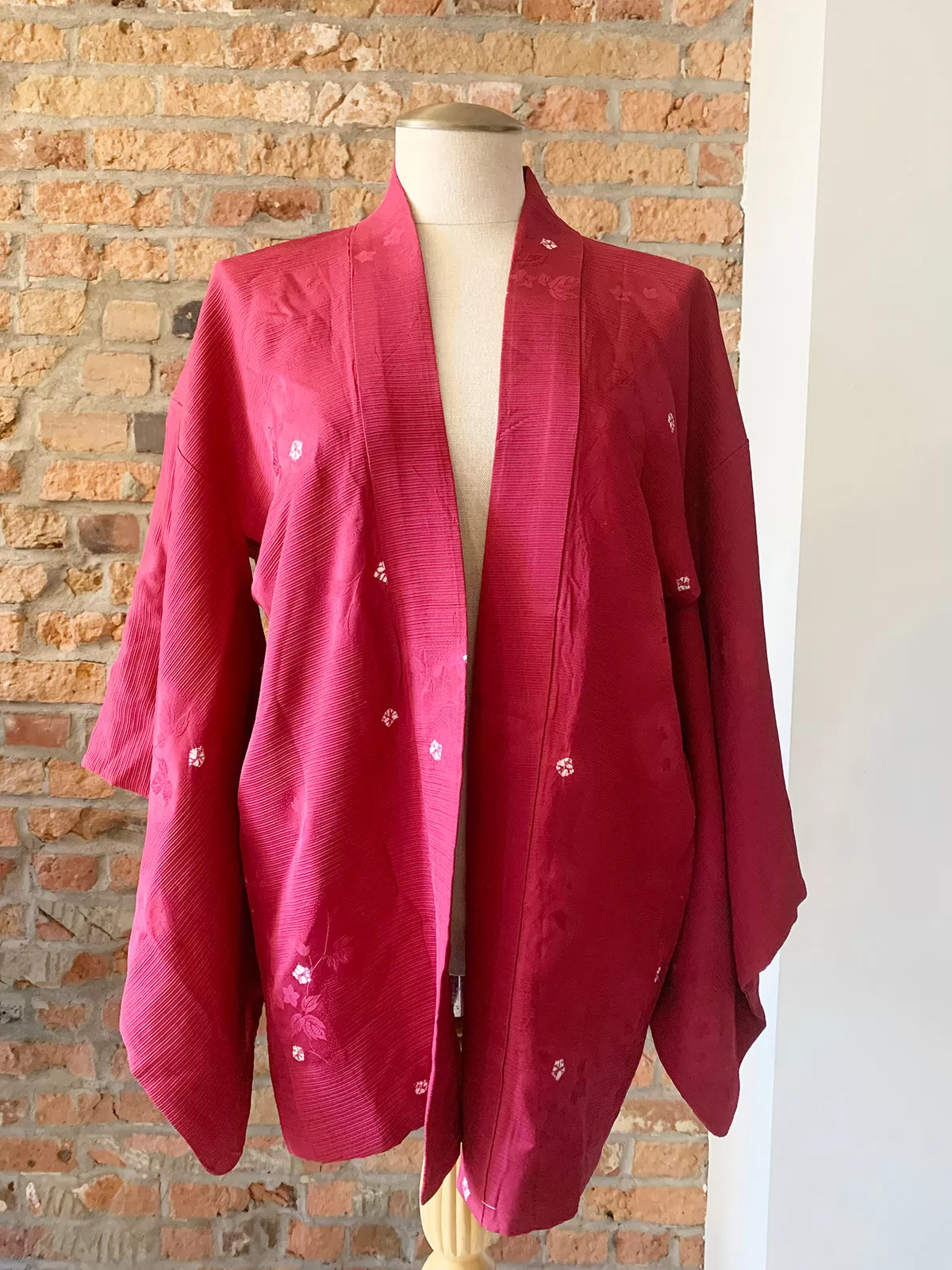 Vintage Haori/Kimono Fuchsia leaves 1970s